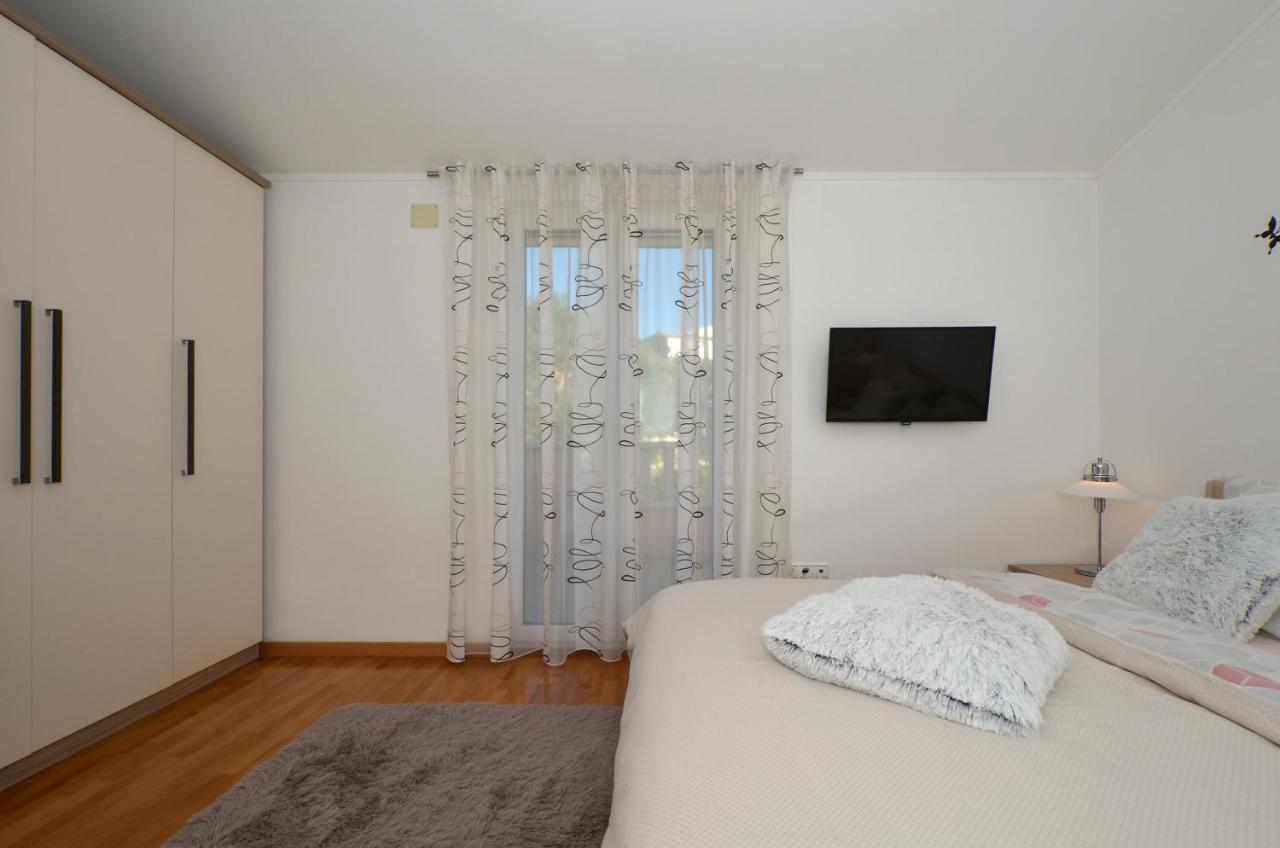 סולין Apartmani Adela מראה חיצוני תמונה