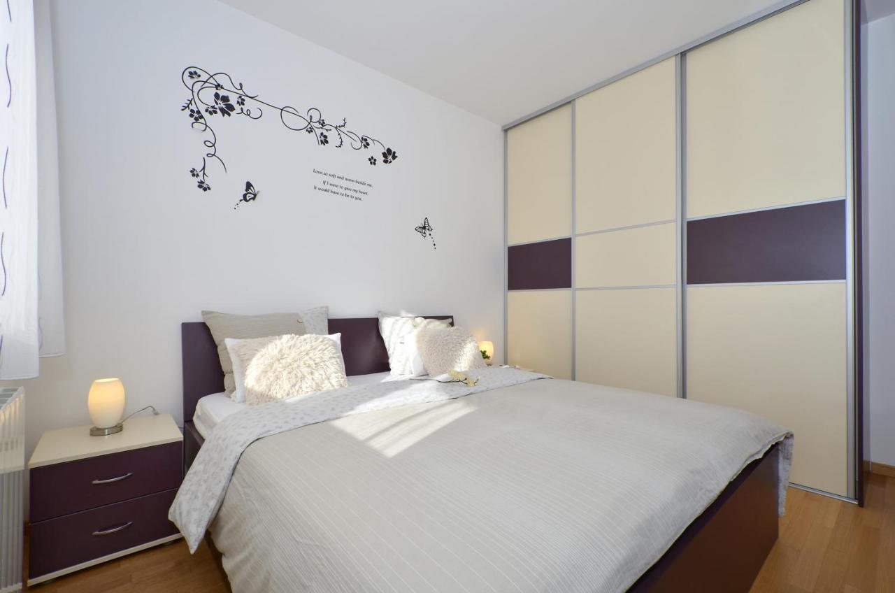 סולין Apartmani Adela מראה חיצוני תמונה