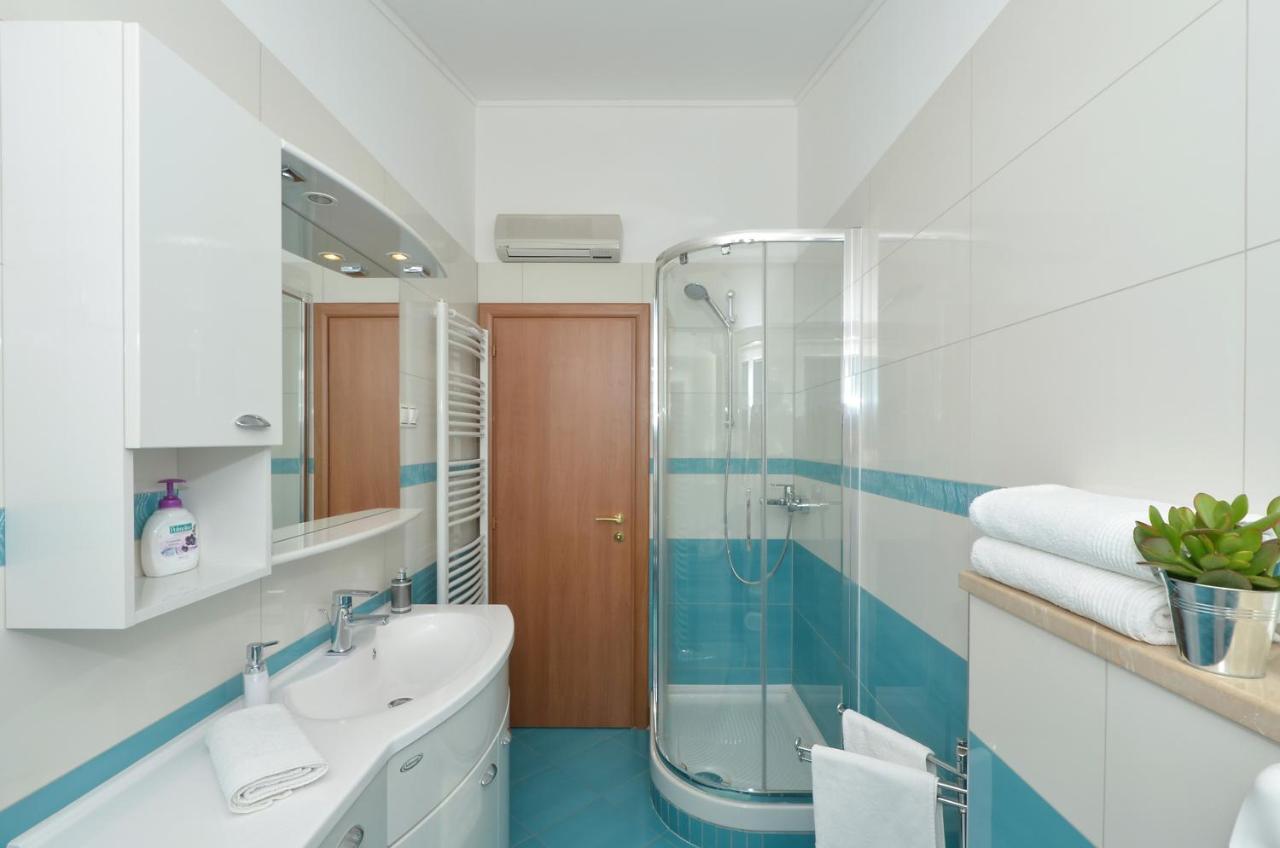 סולין Apartmani Adela מראה חיצוני תמונה