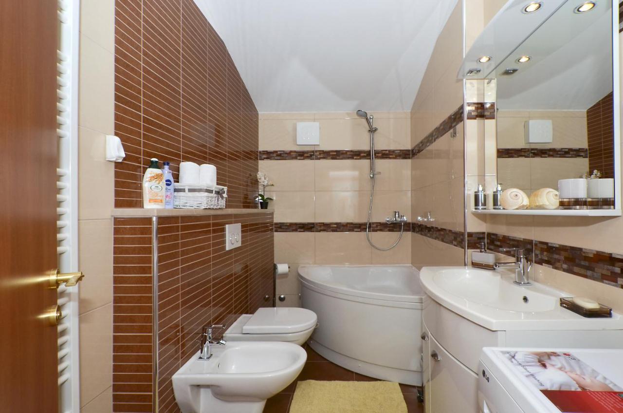 סולין Apartmani Adela מראה חיצוני תמונה