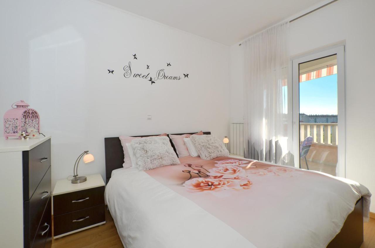 סולין Apartmani Adela מראה חיצוני תמונה
